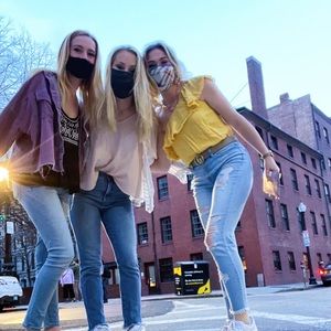 Meet your Posher, Sara